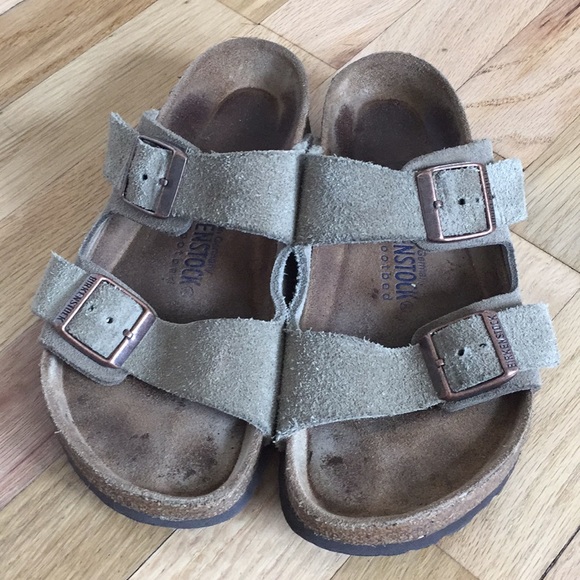 arizona slim soft taupe suede